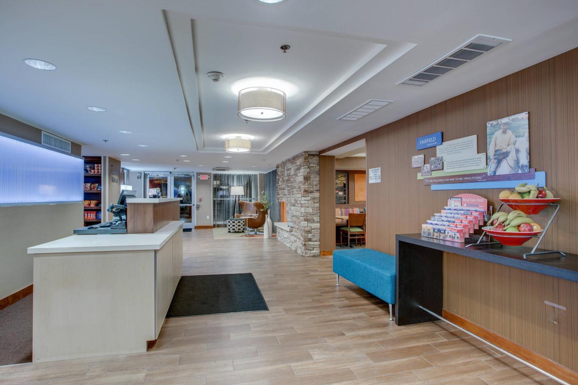 Fairfield Inn By Marriott Amesbury Exterior foto