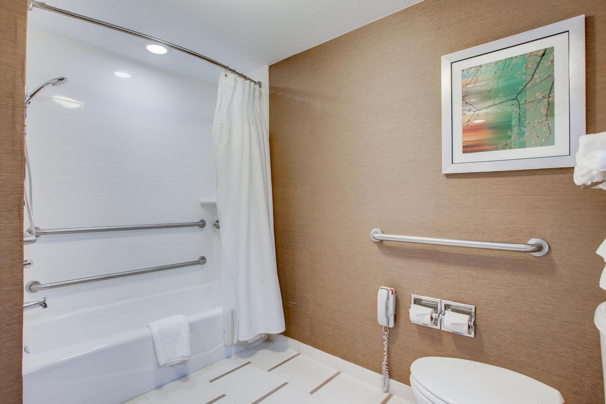 Fairfield Inn By Marriott Amesbury Exterior foto