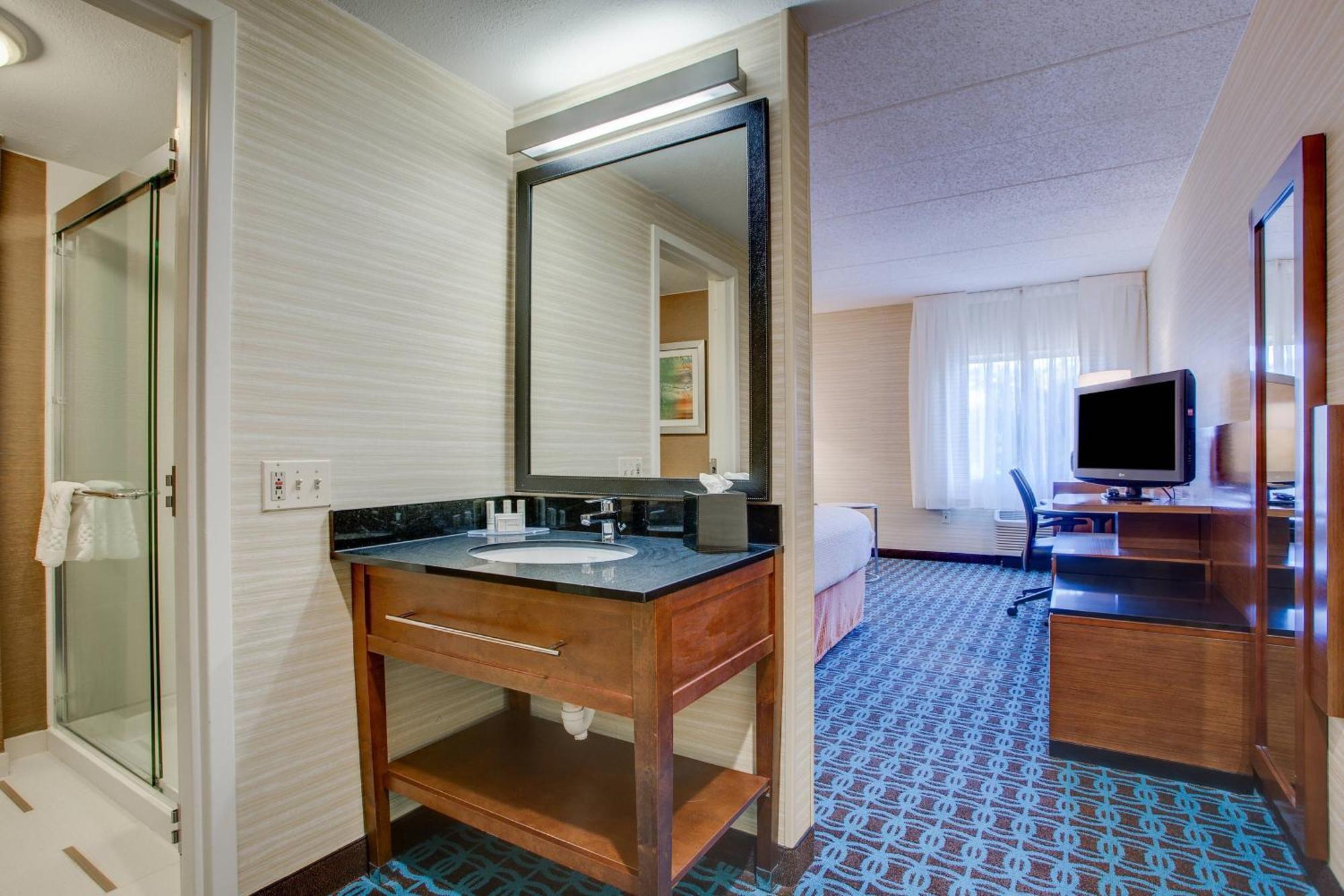 Fairfield Inn By Marriott Amesbury Exterior foto